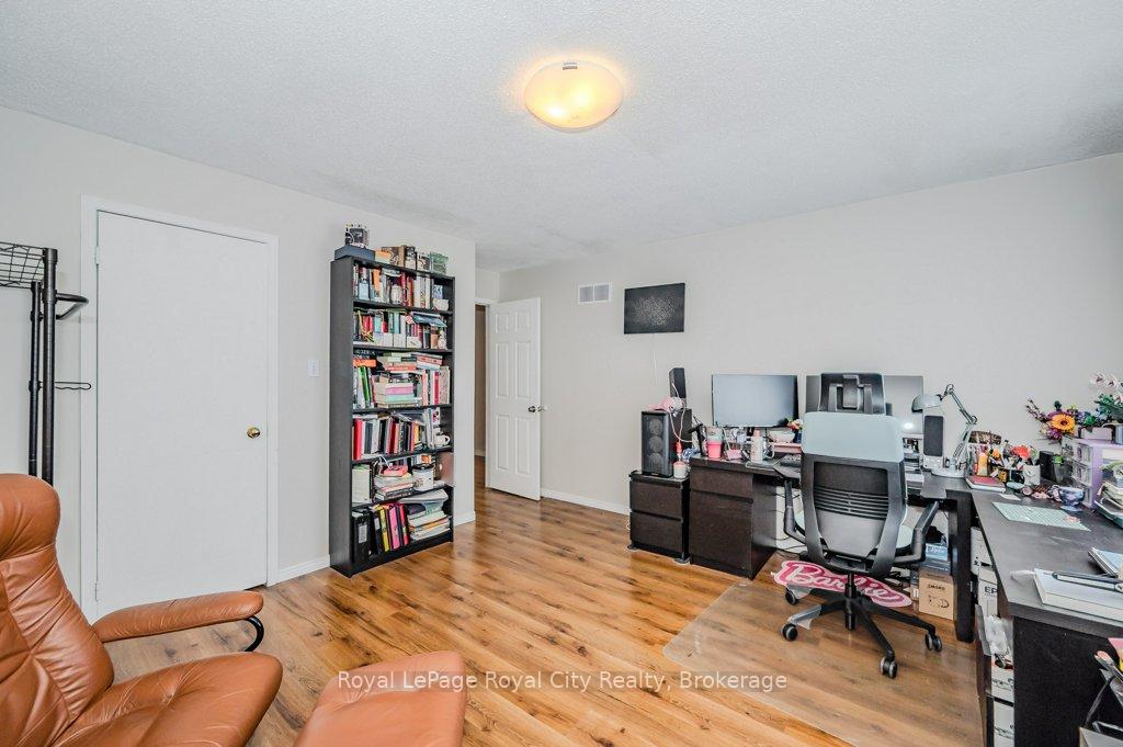 Photo 26 of Unit 229, 460 Janefield Avenue, Guelph, Dovercliffe Park/Old University — HOMEH