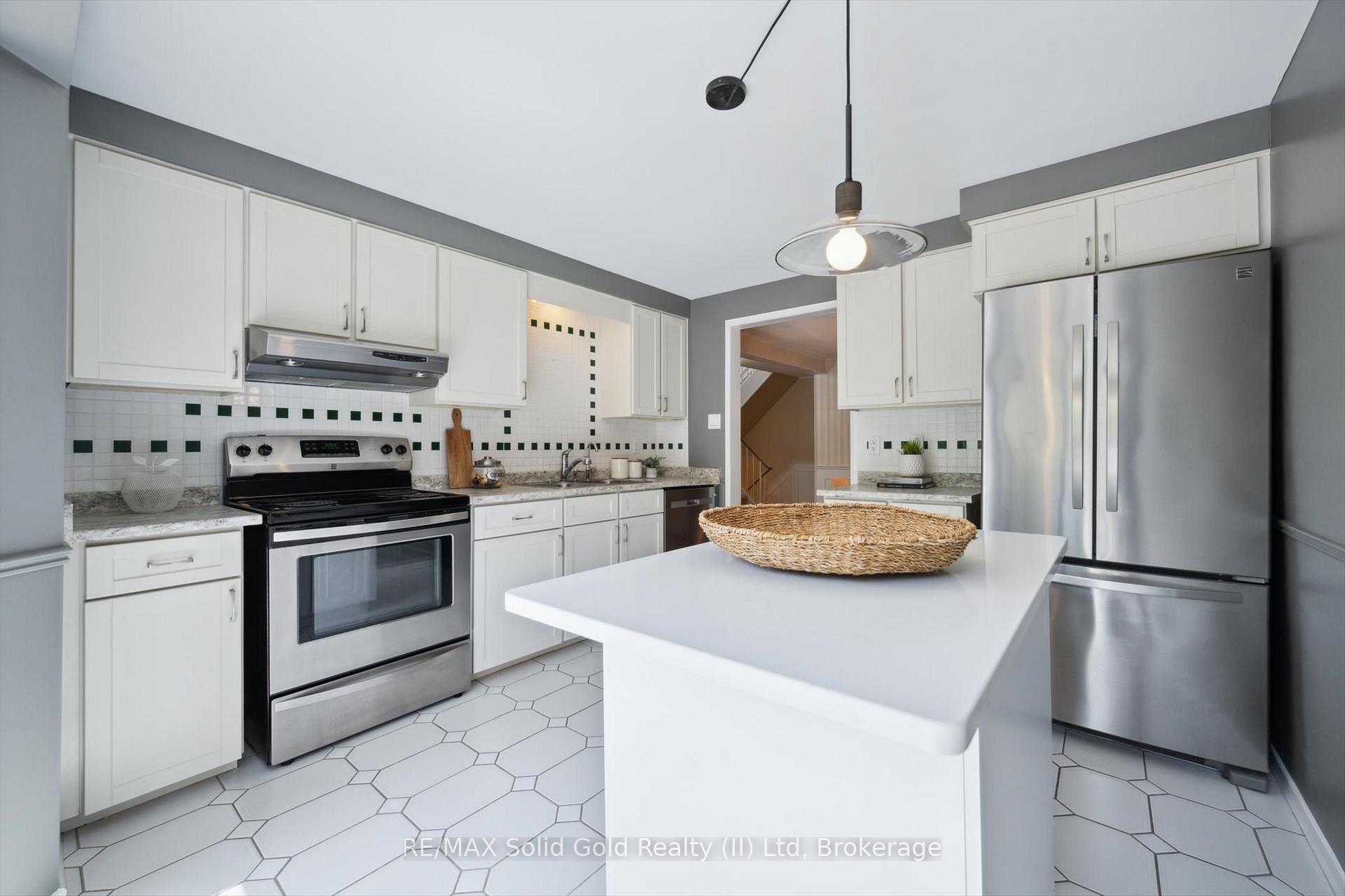Photo 17 of Unit 1, 224 Kingswood Drive, Kitchener — HOMEH