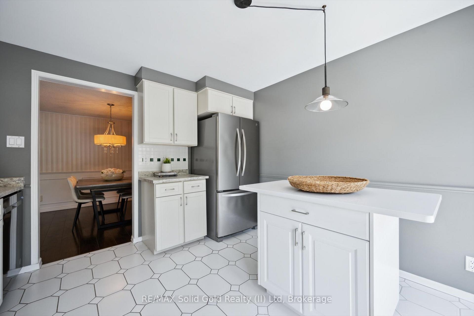 Photo 18 of Unit 1, 224 Kingswood Drive, Kitchener — HOMEH