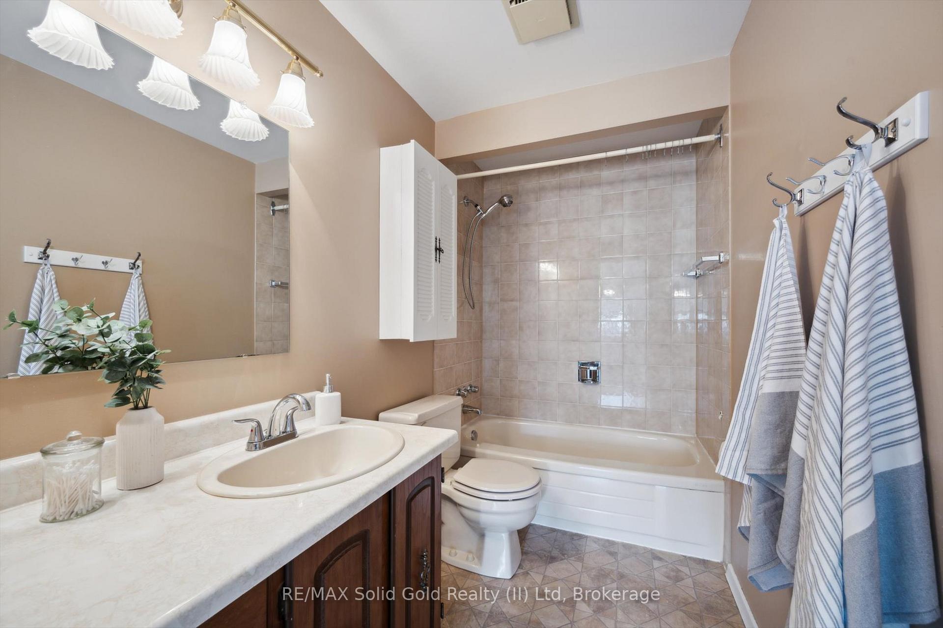 Photo 28 of Unit 1, 224 Kingswood Drive, Kitchener — HOMEH