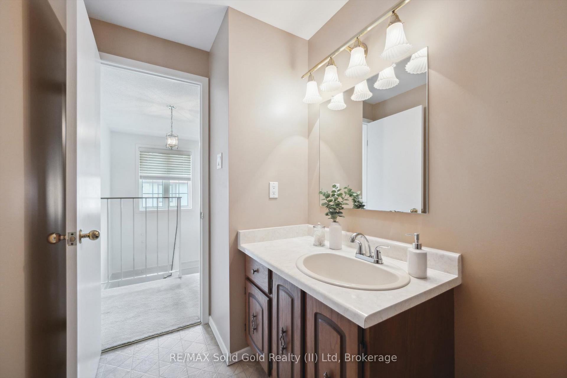 Photo 29 of Unit 1, 224 Kingswood Drive, Kitchener — HOMEH