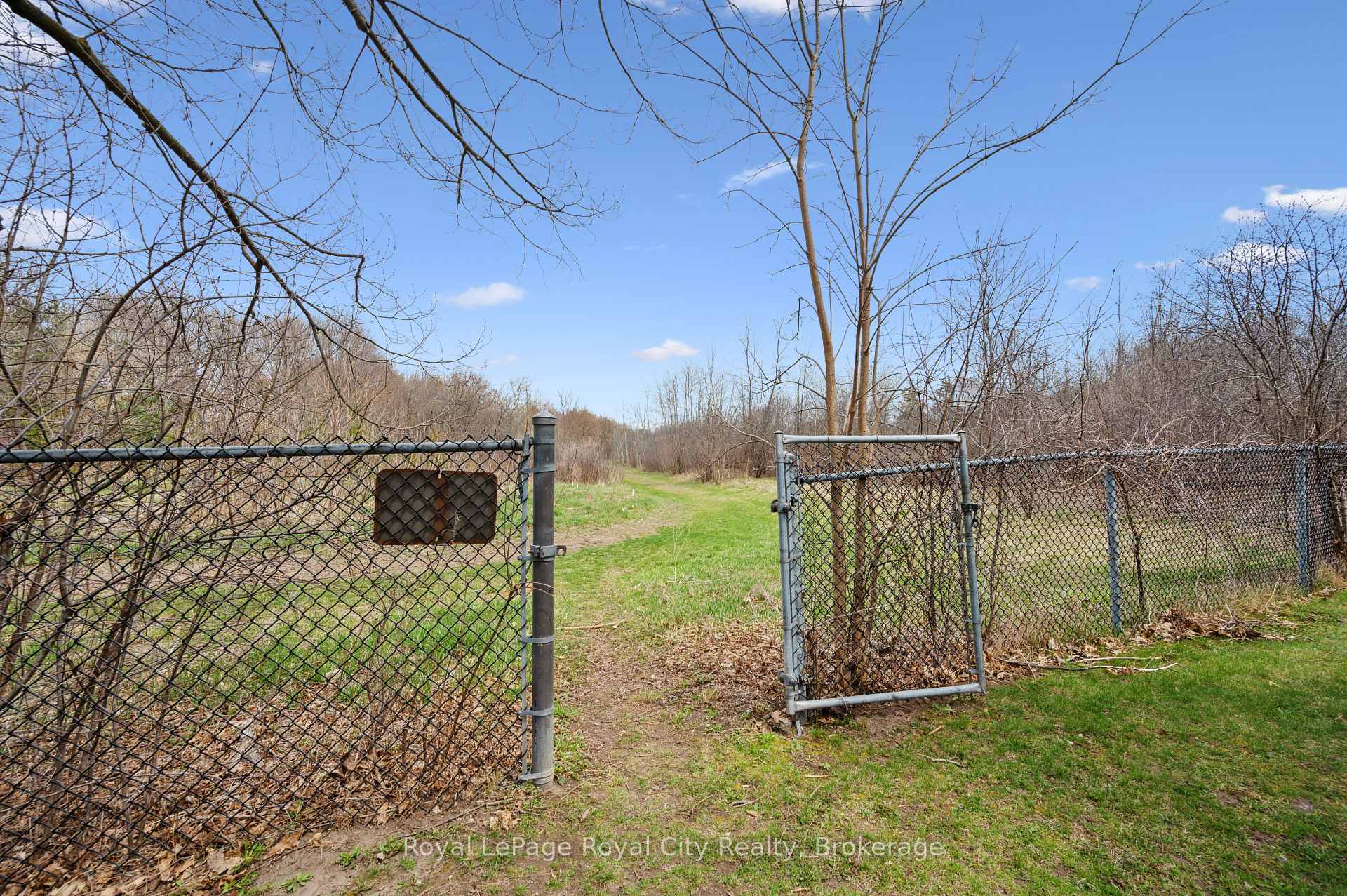 Photo 22 of Unit 37, 80 Ferman Drive, Guelph, Willow West/Sugarbush/West Acres — HOMEH