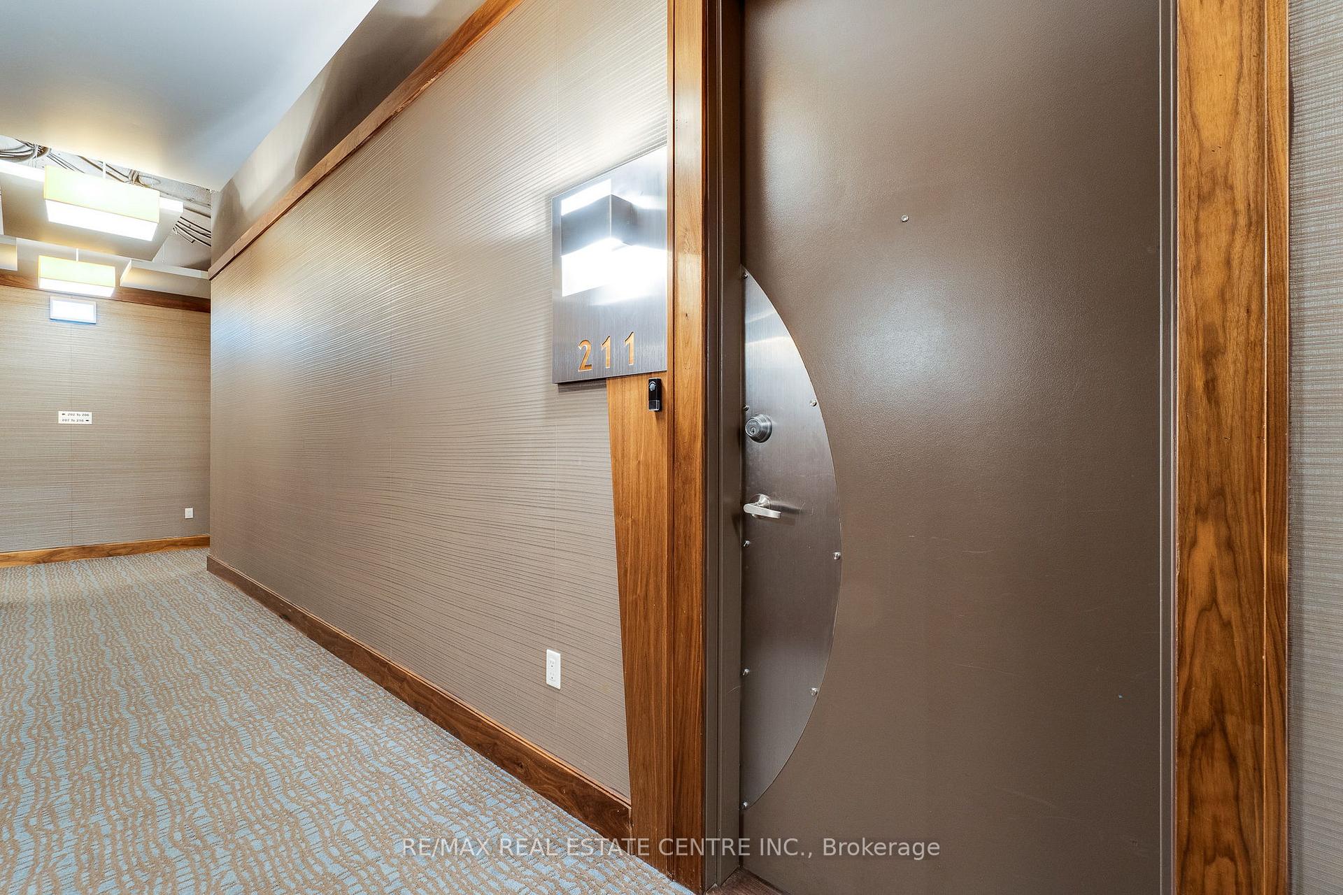Photo 3 of Unit 211, 112 Benton Street, Kitchener, Cedar Hill — HOMEH