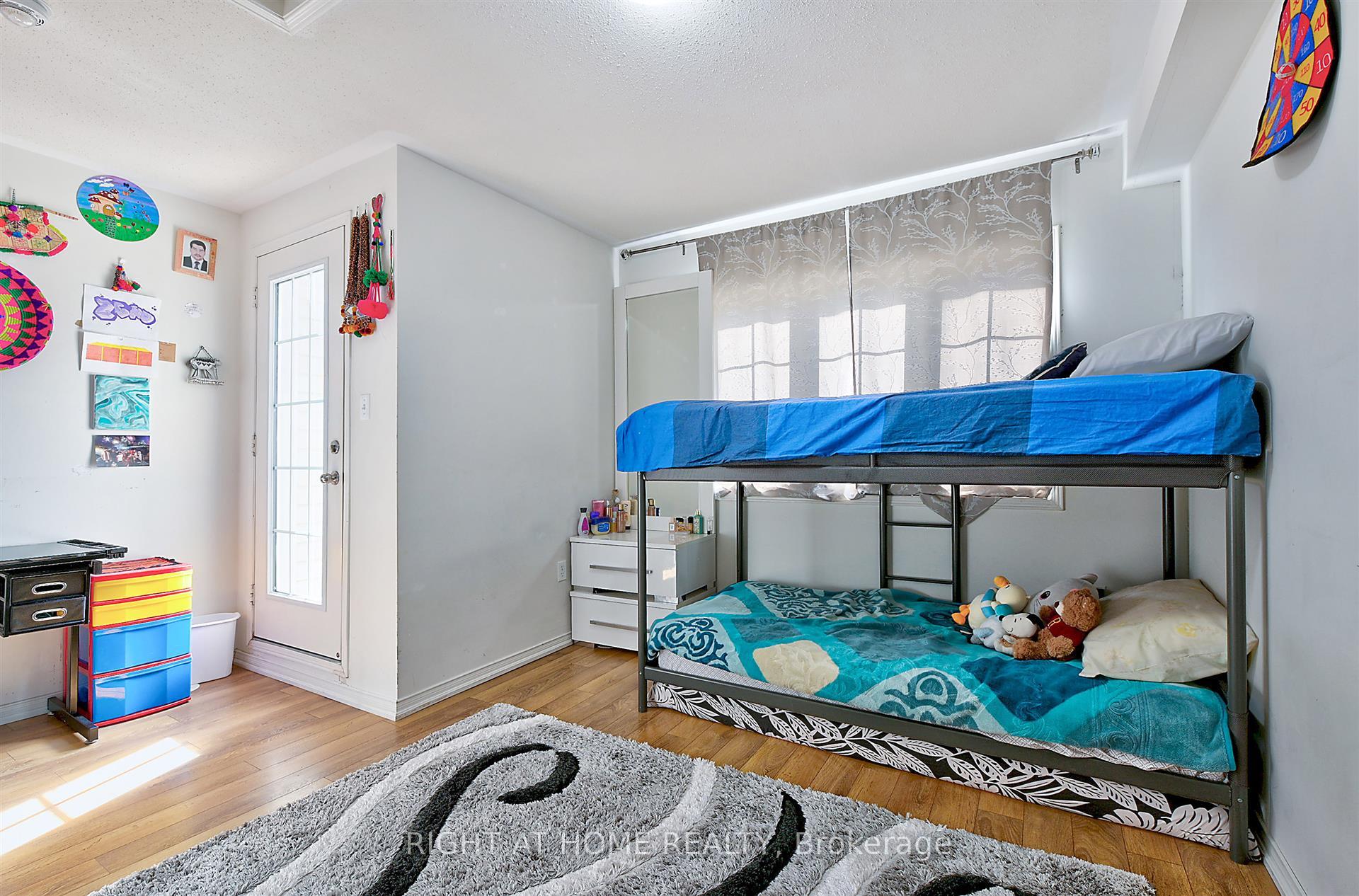 Photo 20 of Unit 132, 94 Sarita Path, Oshawa, Windfields — HOMEH