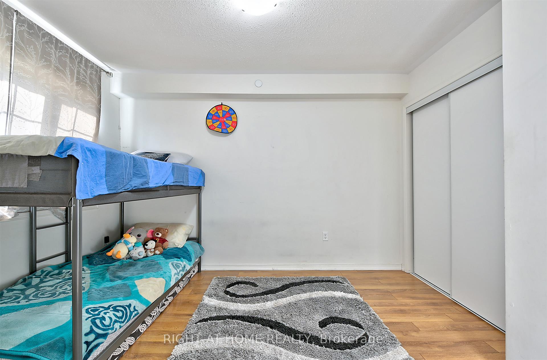 Photo 22 of Unit 132, 94 Sarita Path, Oshawa, Windfields — HOMEH