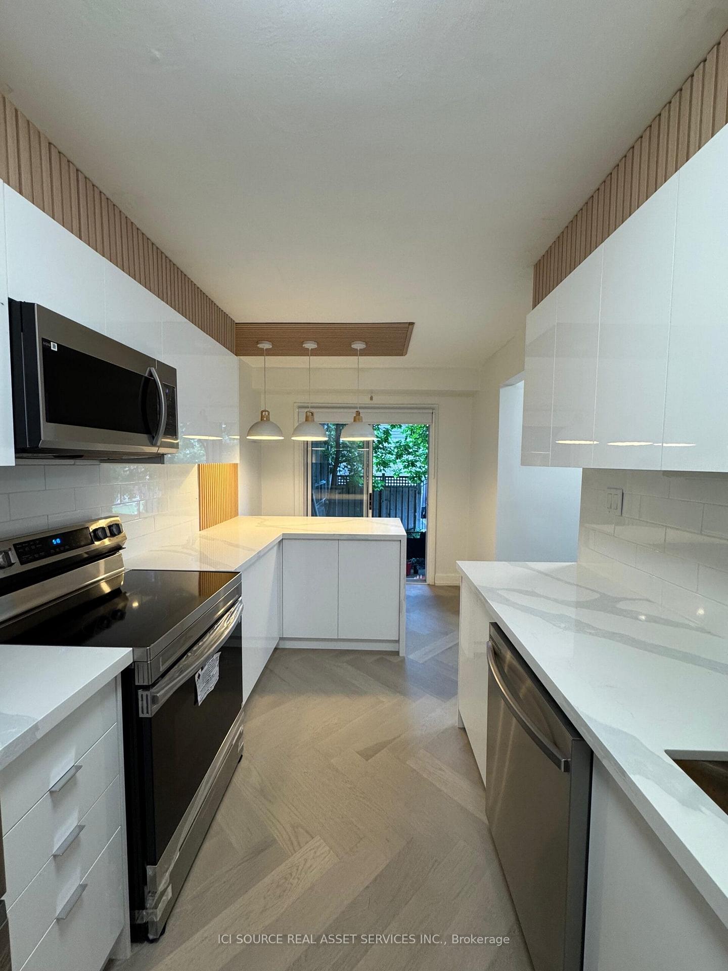 Photo 22 of Unit 10, 914 Mohawk Road E, Hamilton, Lisgar — HOMEH