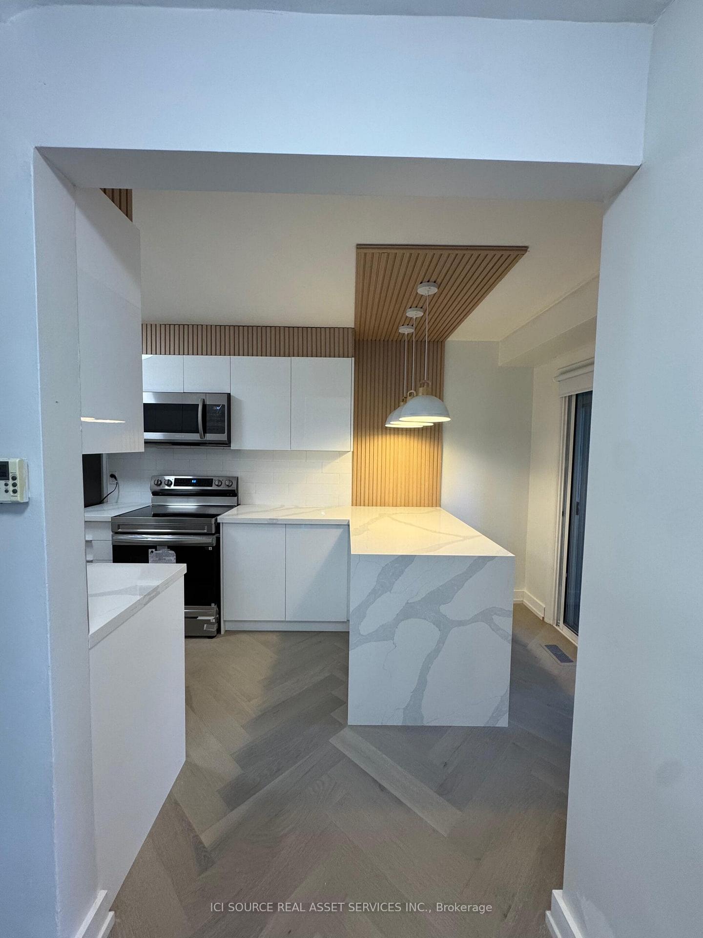 Photo 23 of Unit 10, 914 Mohawk Road E, Hamilton, Lisgar — HOMEH