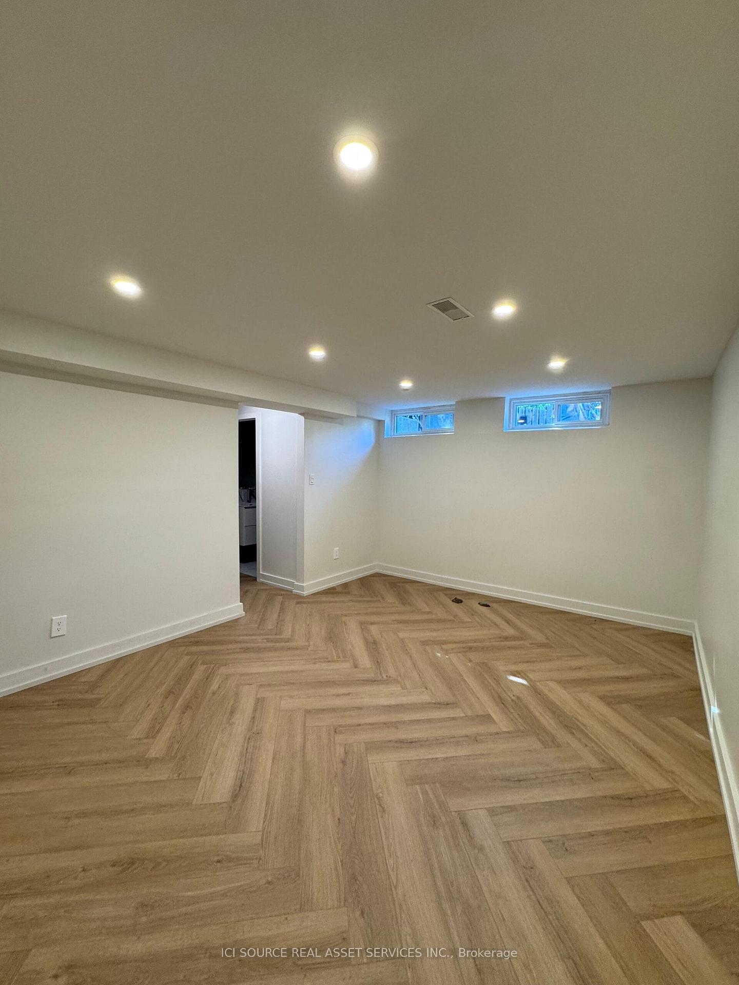 Photo 56 of Unit 10, 914 Mohawk Road E, Hamilton, Lisgar — HOMEH