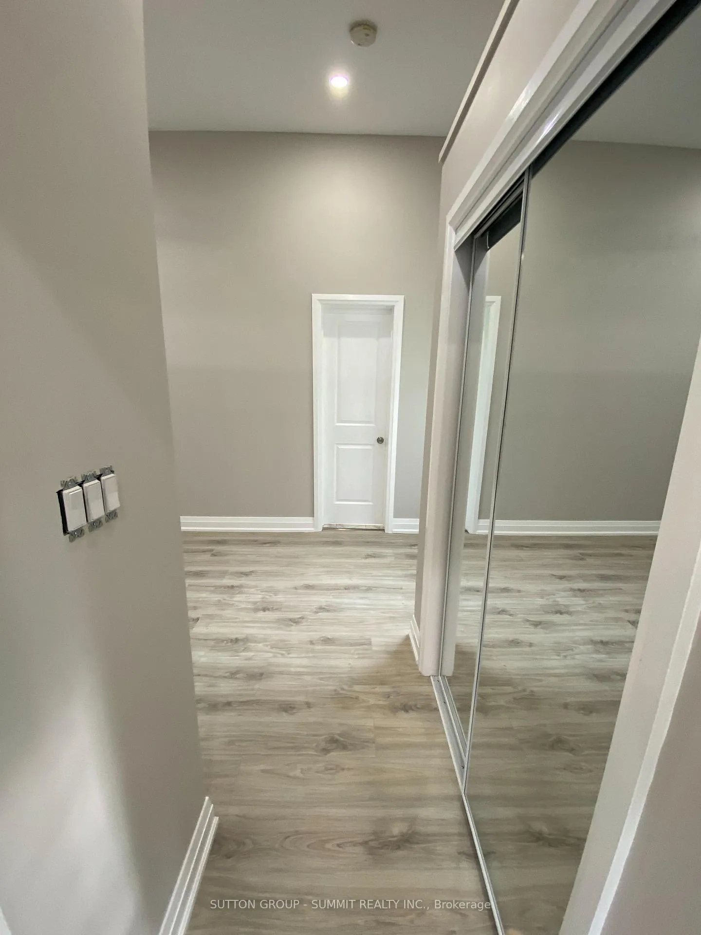 Photo 9 of Unit 8, 239 Main Street, King, Schomberg — HOMEH