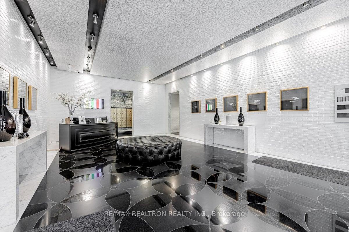 Photo 3 of Unit 315, 38 The Esplanade, Toronto, Waterfront Communities — HOMEH
