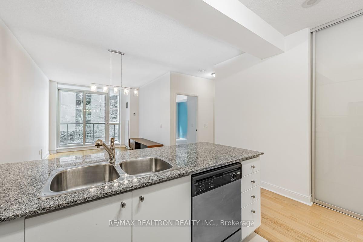 Photo 8 of Unit 315, 38 The Esplanade, Toronto, Waterfront Communities — HOMEH