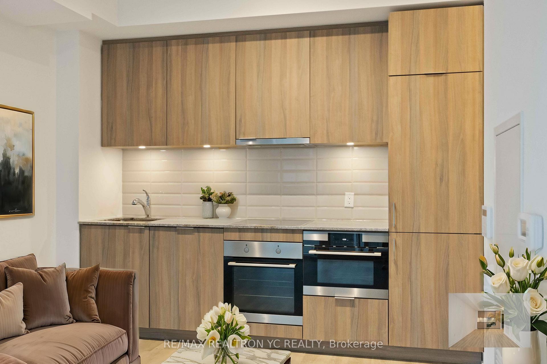 Photo 6 of Unit 2114, 158 Front Street, Toronto, Moss Park — HOMEH