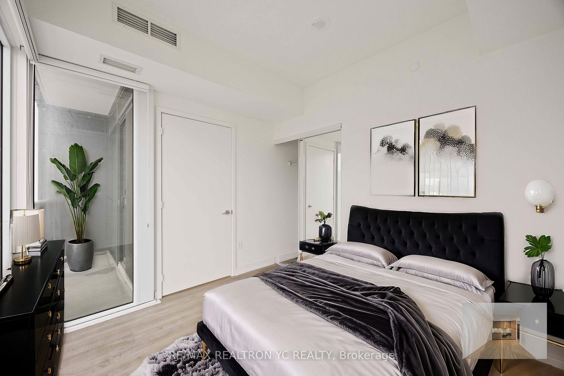 Photo 10 of Unit 2114, 158 Front Street, Toronto, Moss Park — HOMEH