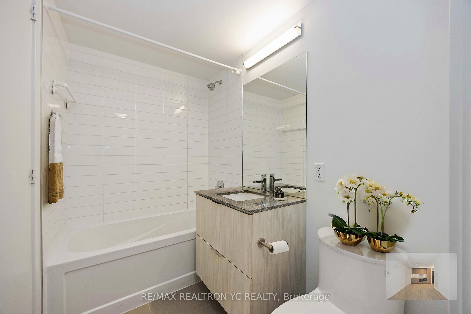 Photo 12 of Unit 2114, 158 Front Street, Toronto, Moss Park — HOMEH