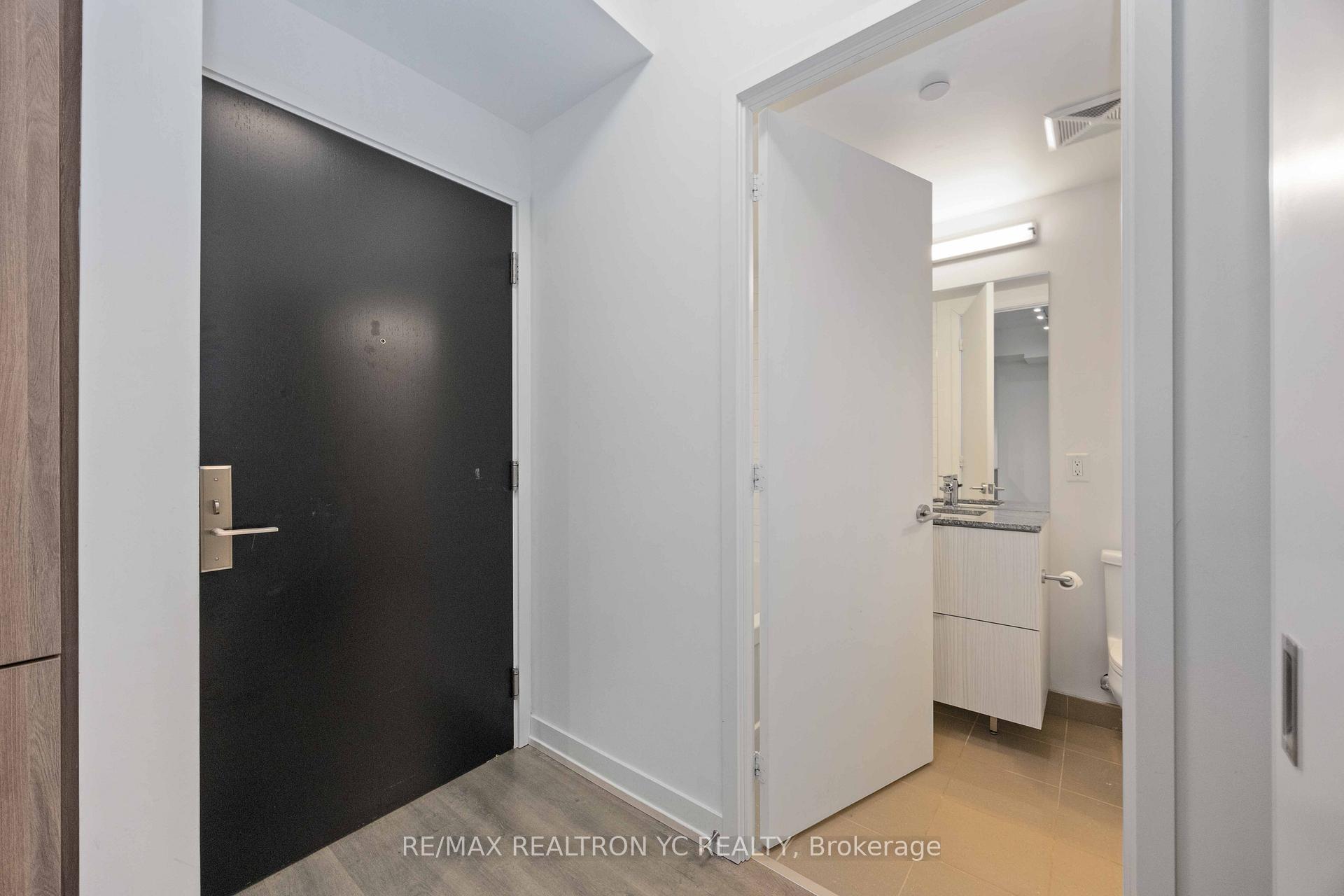 Photo 11 of Unit 2114, 158 Front Street, Toronto, Moss Park — HOMEH