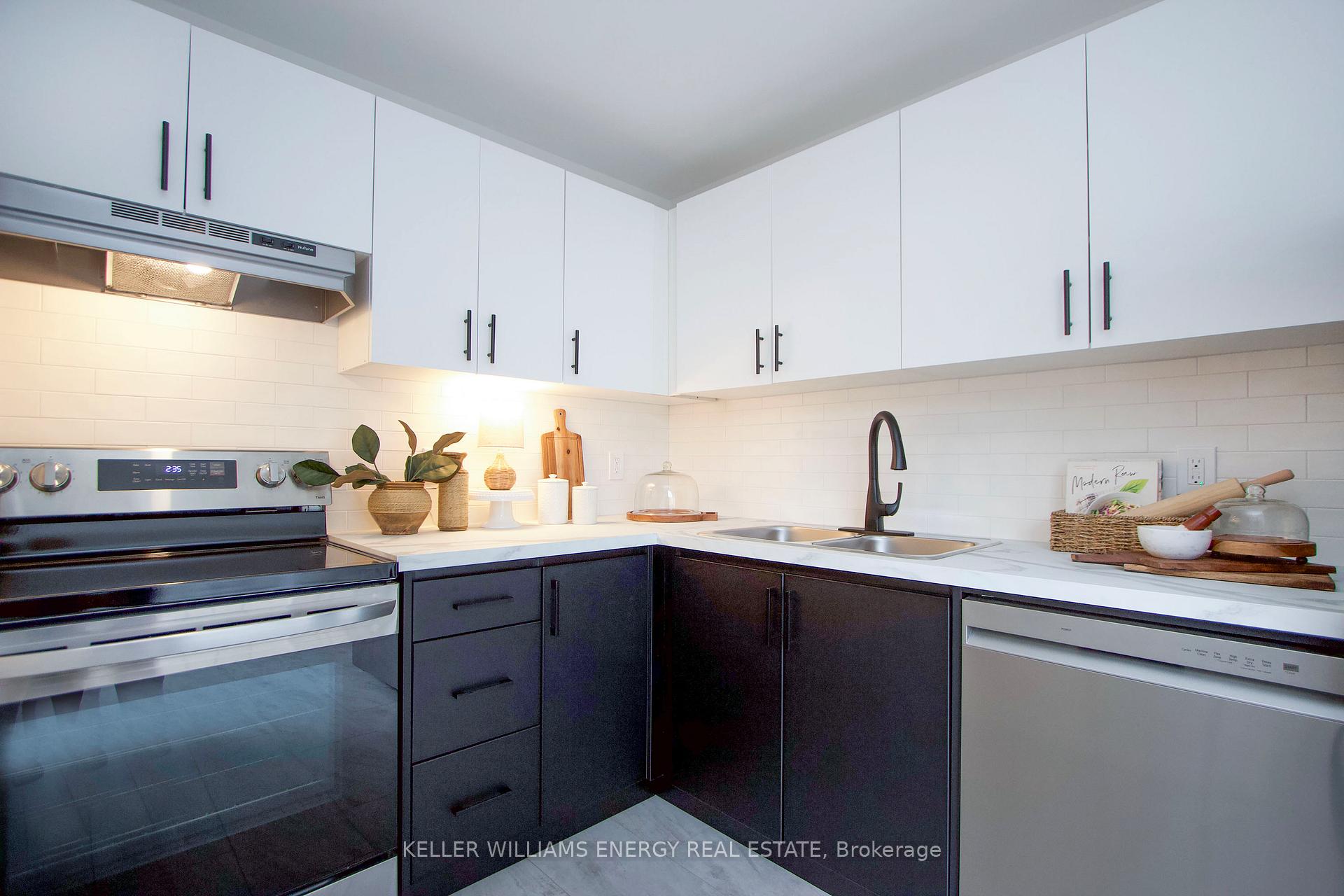 Photo 10 of Unit 60, 1133 Ritson Road N, Oshawa, Centennial — HOMEH