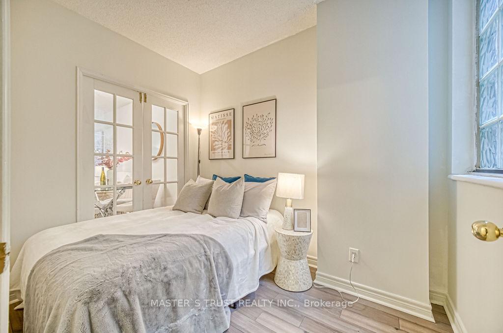 Photo 11 of Unit 607, 55 Bloor Street E, Toronto, Church-Yonge Corridor — HOMEH