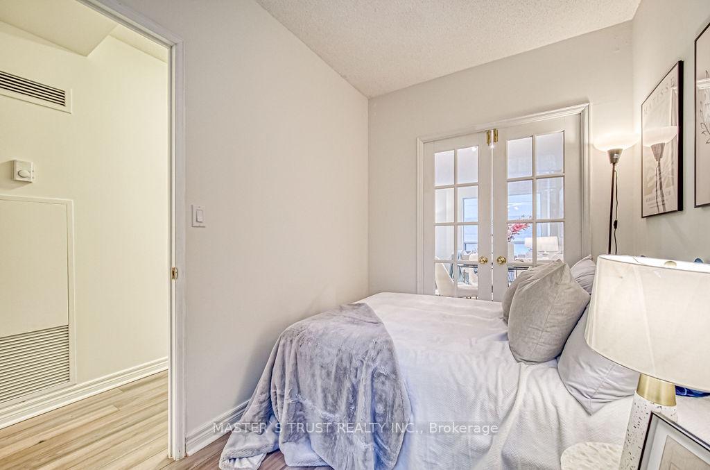 Photo 14 of Unit 607, 55 Bloor Street E, Toronto, Church-Yonge Corridor — HOMEH