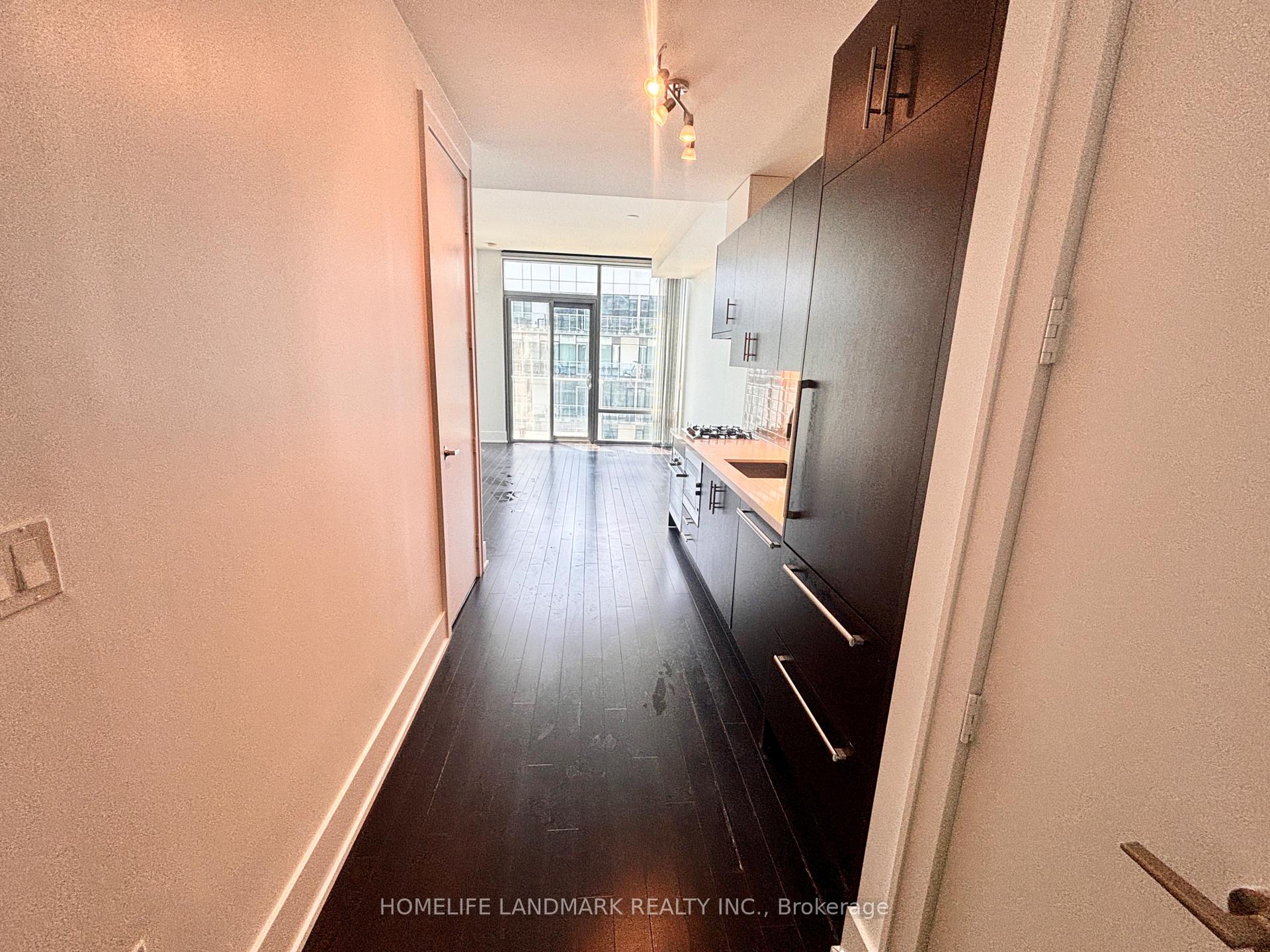 Photo 5 of Unit 1029, 39 Queens Quay E, Toronto, Waterfront Communities — HOMEH