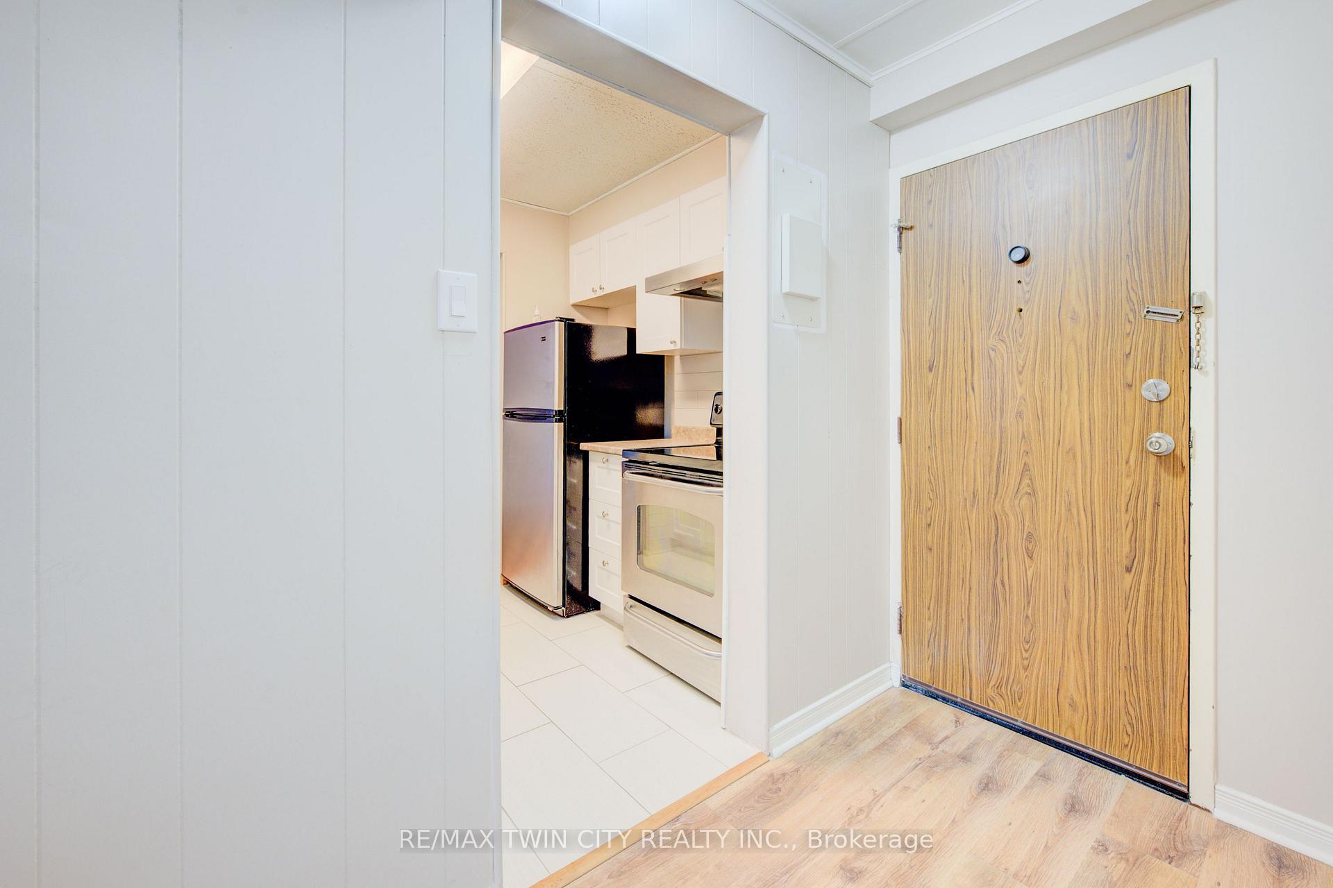 Photo 5 of Unit 202, 24 Mooregate Crescent, Kitchener — HOMEH