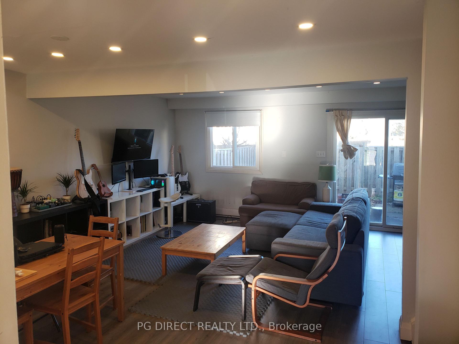 Front of Unit 35, 41 Nadia Place