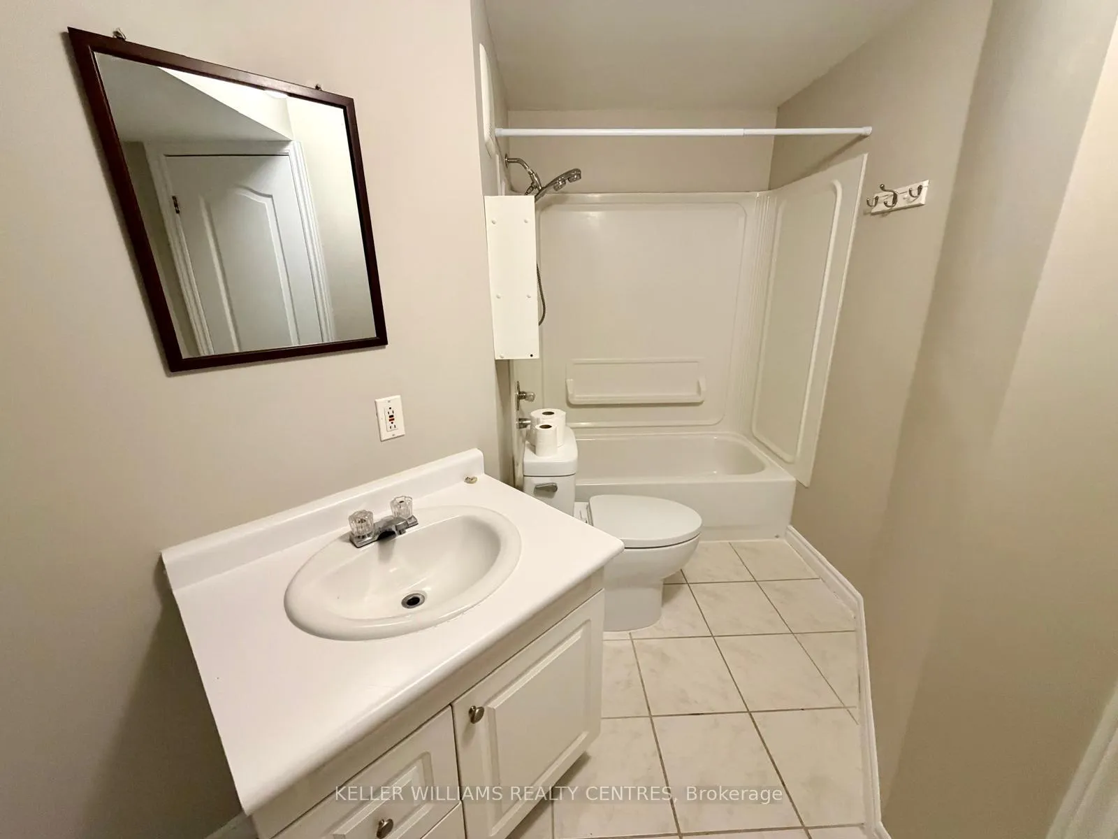 Photo 19 of Unit Lower, 46 Birchwood Drive, Barrie, East Bayfield — HOMEH