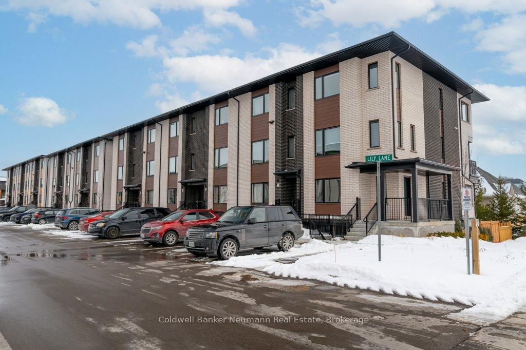 Photo 2 of 1 Lily Lane, Guelph, Clairfields/Hanlon Business Park — HOMEH