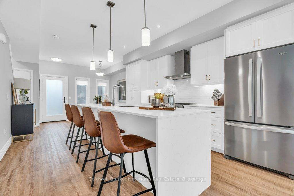 Photo 10 of 1 Lily Lane, Guelph, Clairfields/Hanlon Business Park — HOMEH