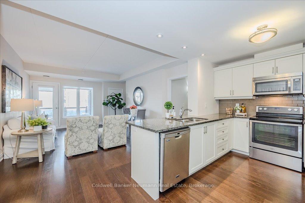 Photo 10 of Unit 112, 106 Bard Boulevard, Guelph, Pineridge/Westminster Woods — HOMEH