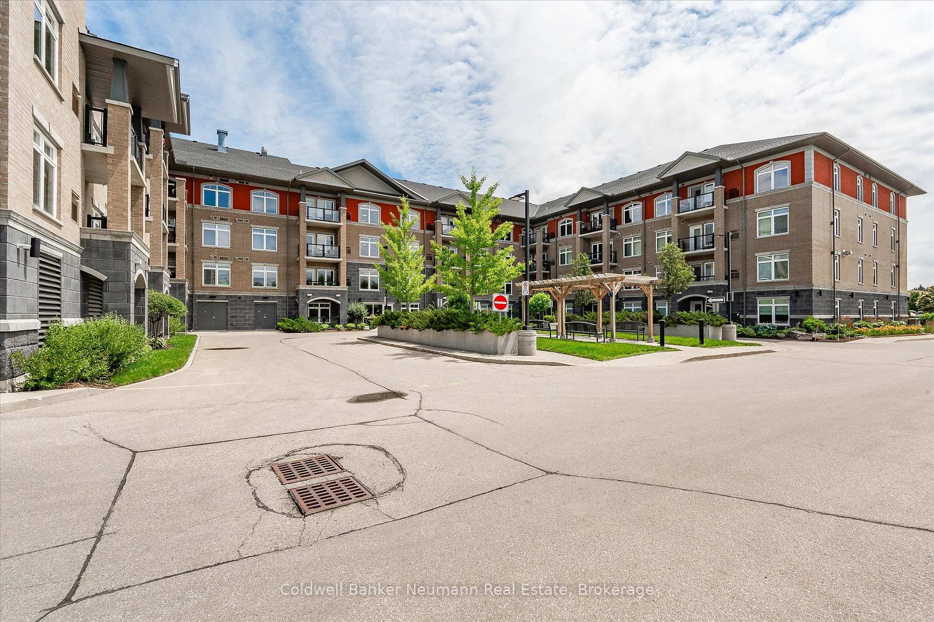 Photo 85 of Unit 112, 106 Bard Boulevard, Guelph, Pineridge/Westminster Woods — HOMEH