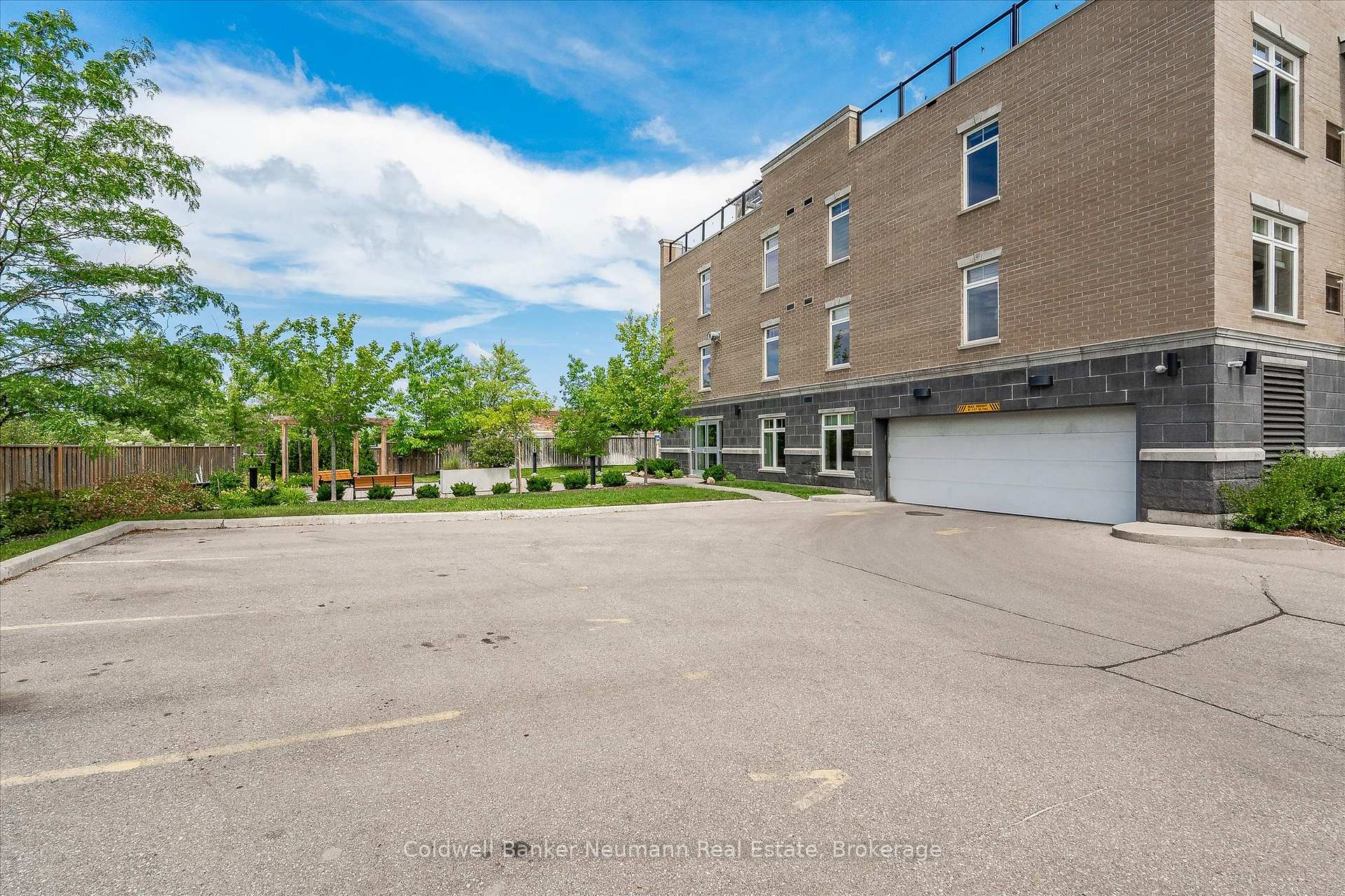 Photo 88 of Unit 112, 106 Bard Boulevard, Guelph, Pineridge/Westminster Woods — HOMEH