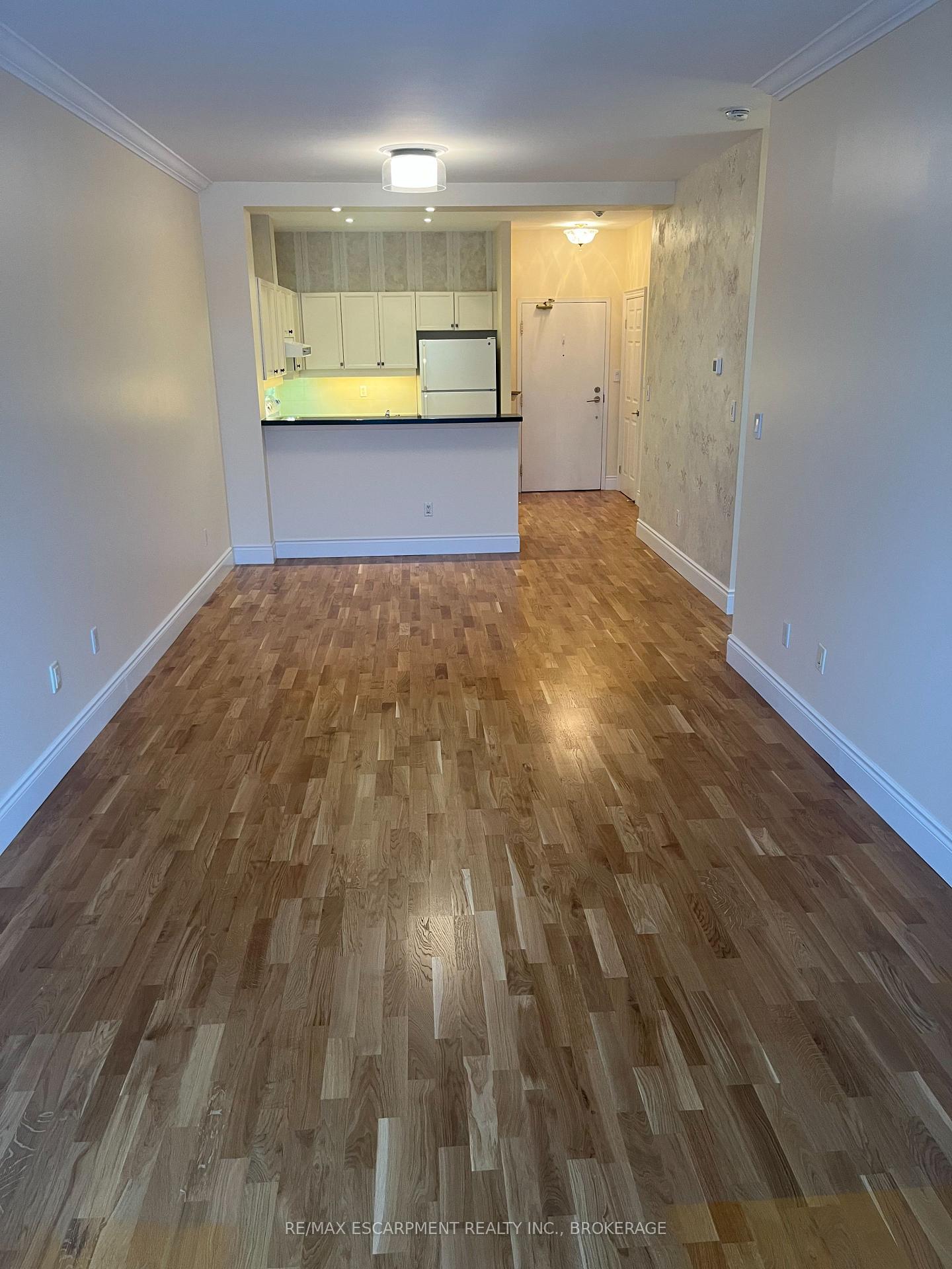Photo 23 of Unit 419, 1 Leaside Park Drive, Toronto, Thorncliffe Park — HOMEH