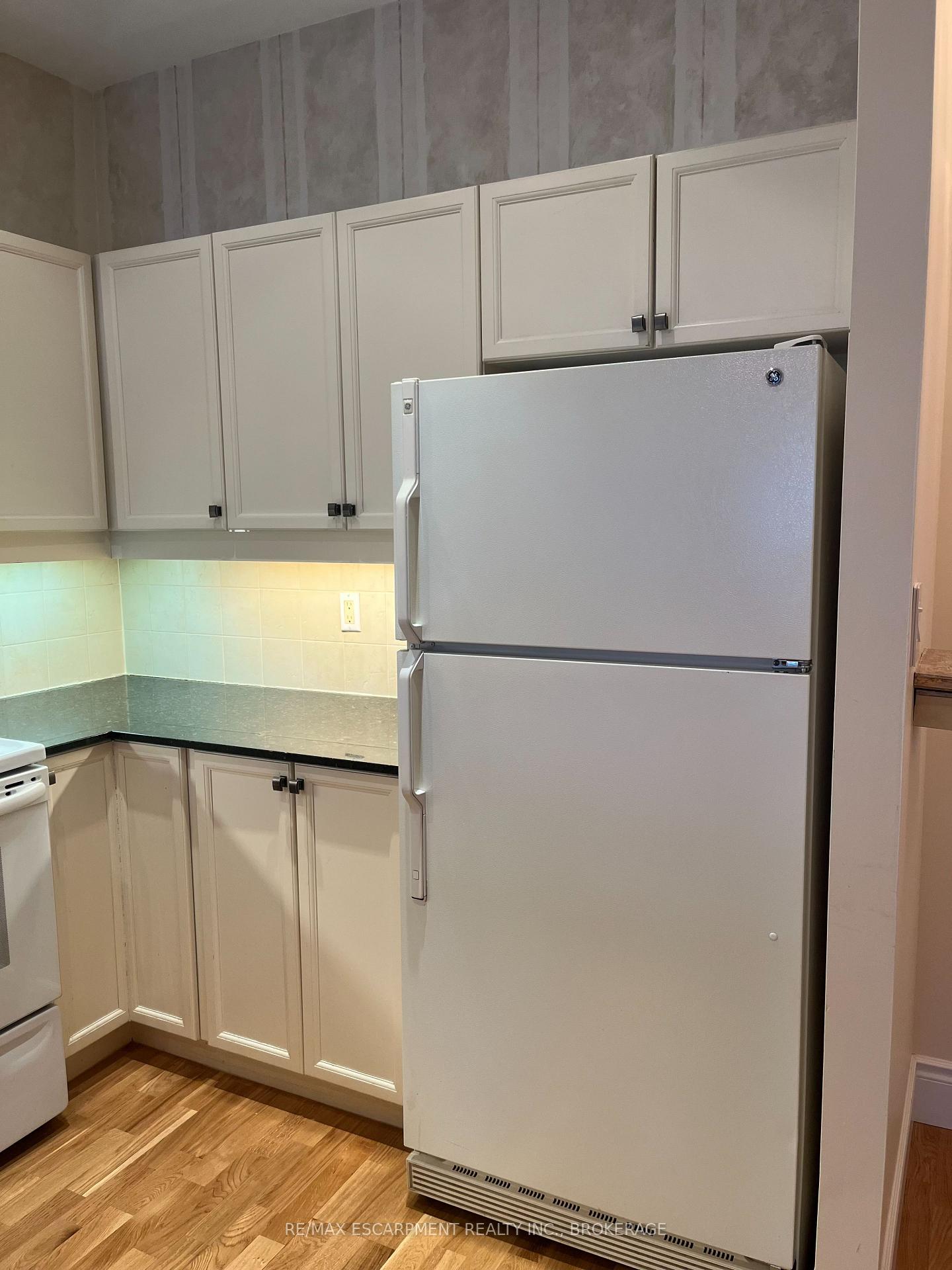 Photo 27 of Unit 419, 1 Leaside Park Drive, Toronto, Thorncliffe Park — HOMEH
