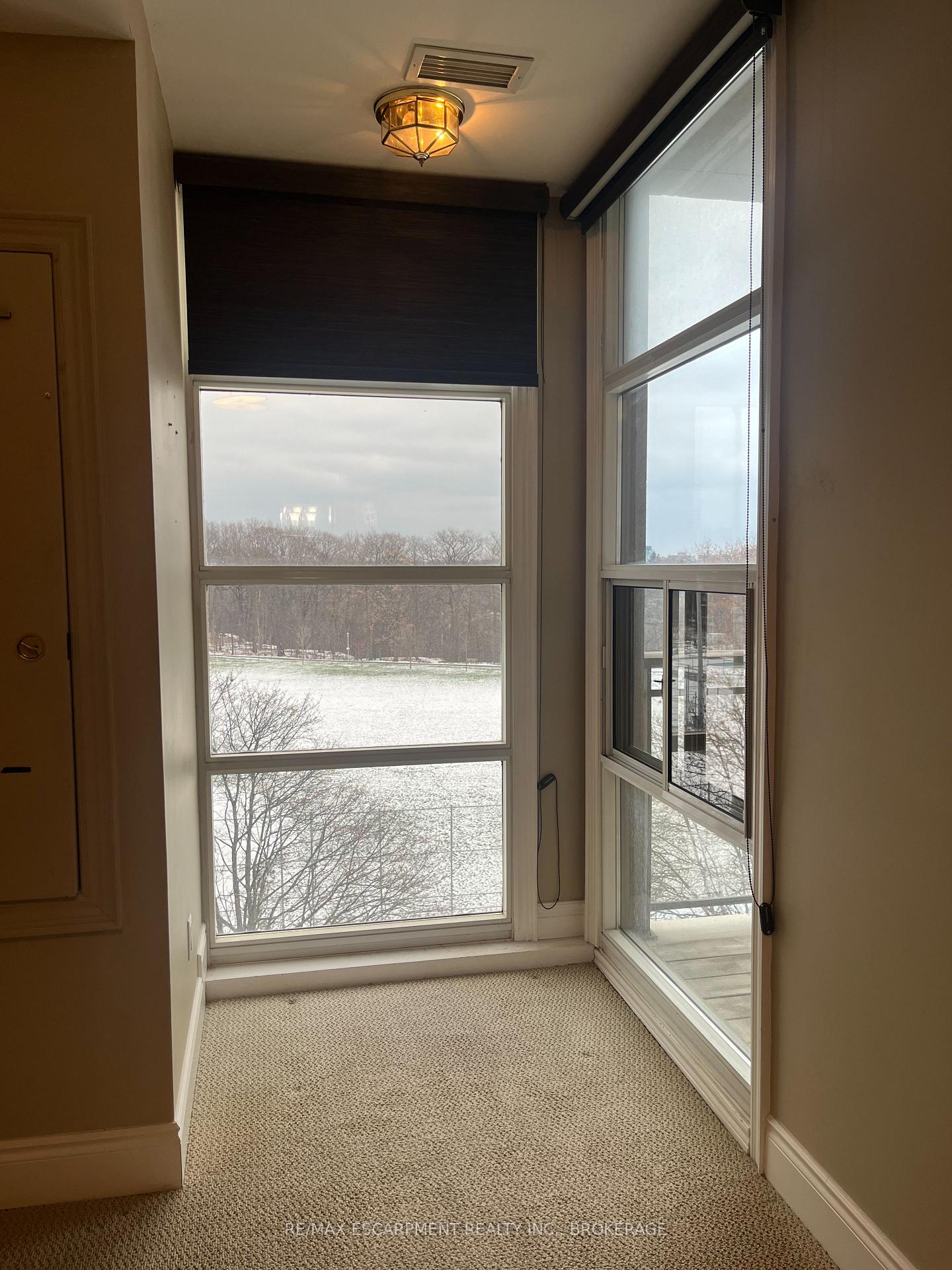 Photo 32 of Unit 419, 1 Leaside Park Drive, Toronto, Thorncliffe Park — HOMEH