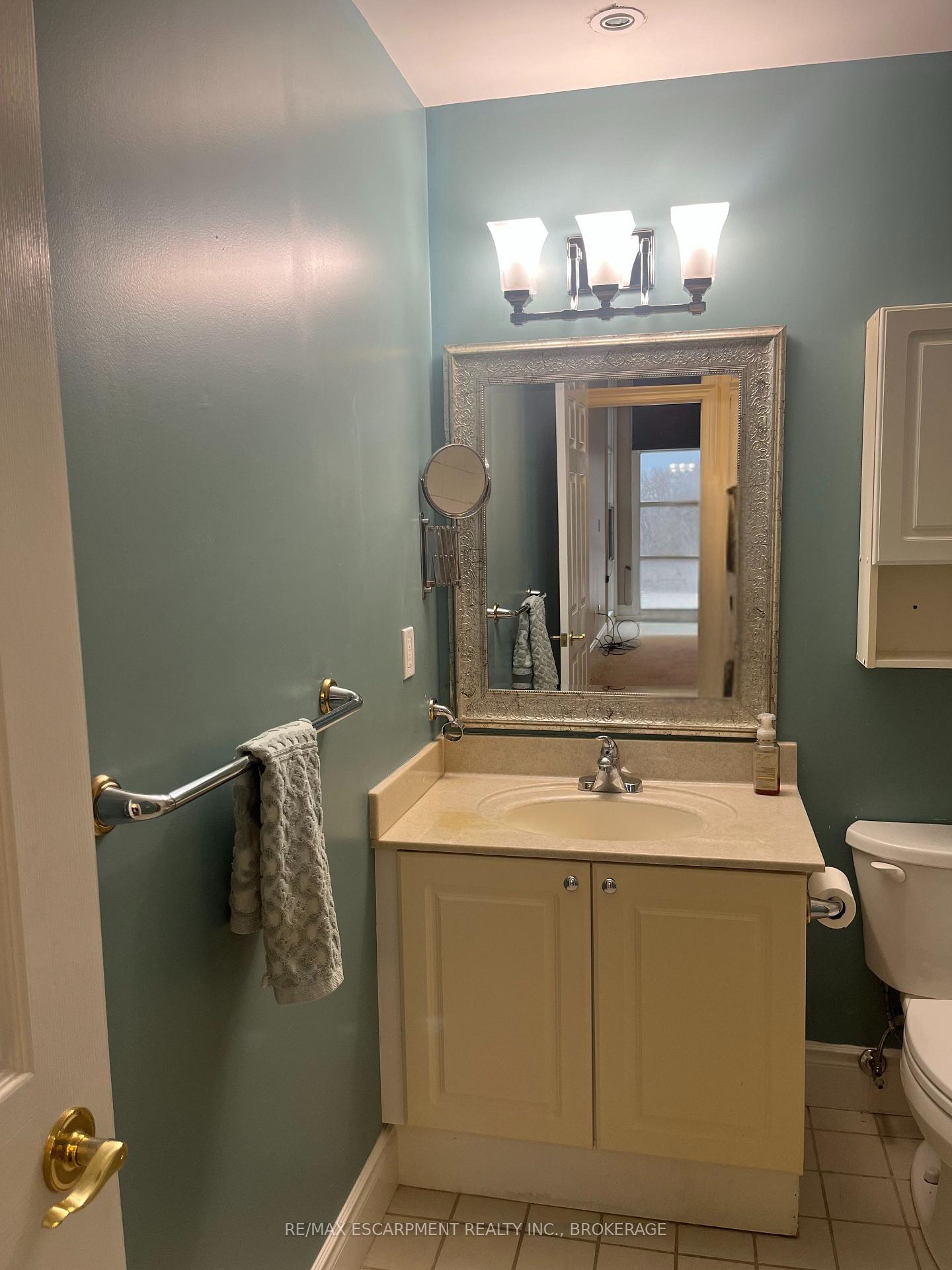 Photo 36 of Unit 419, 1 Leaside Park Drive, Toronto, Thorncliffe Park — HOMEH