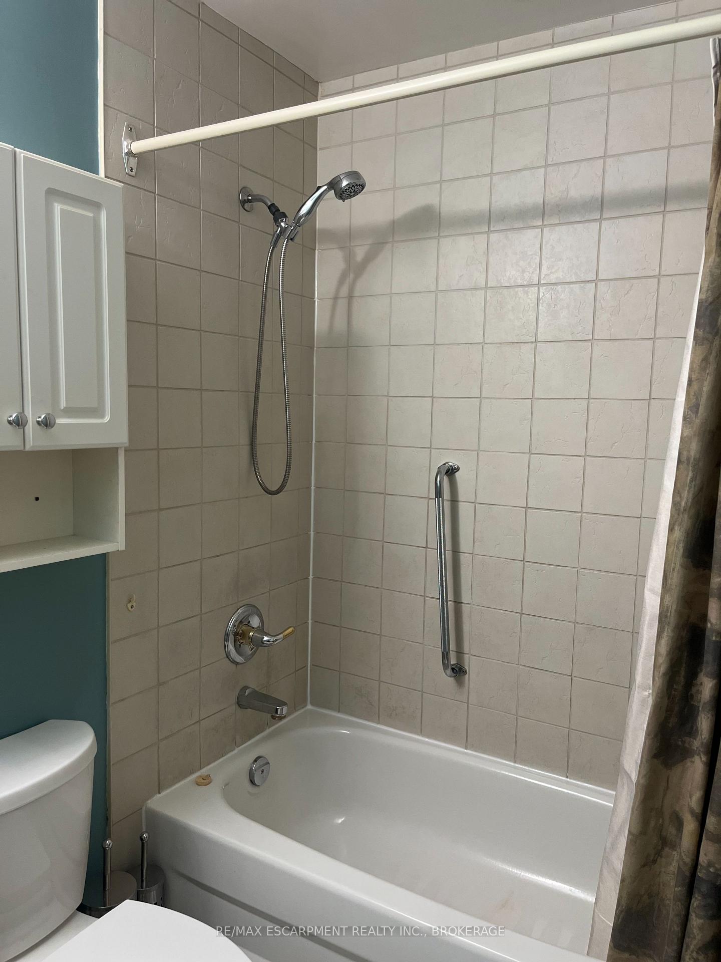 Photo 37 of Unit 419, 1 Leaside Park Drive, Toronto, Thorncliffe Park — HOMEH