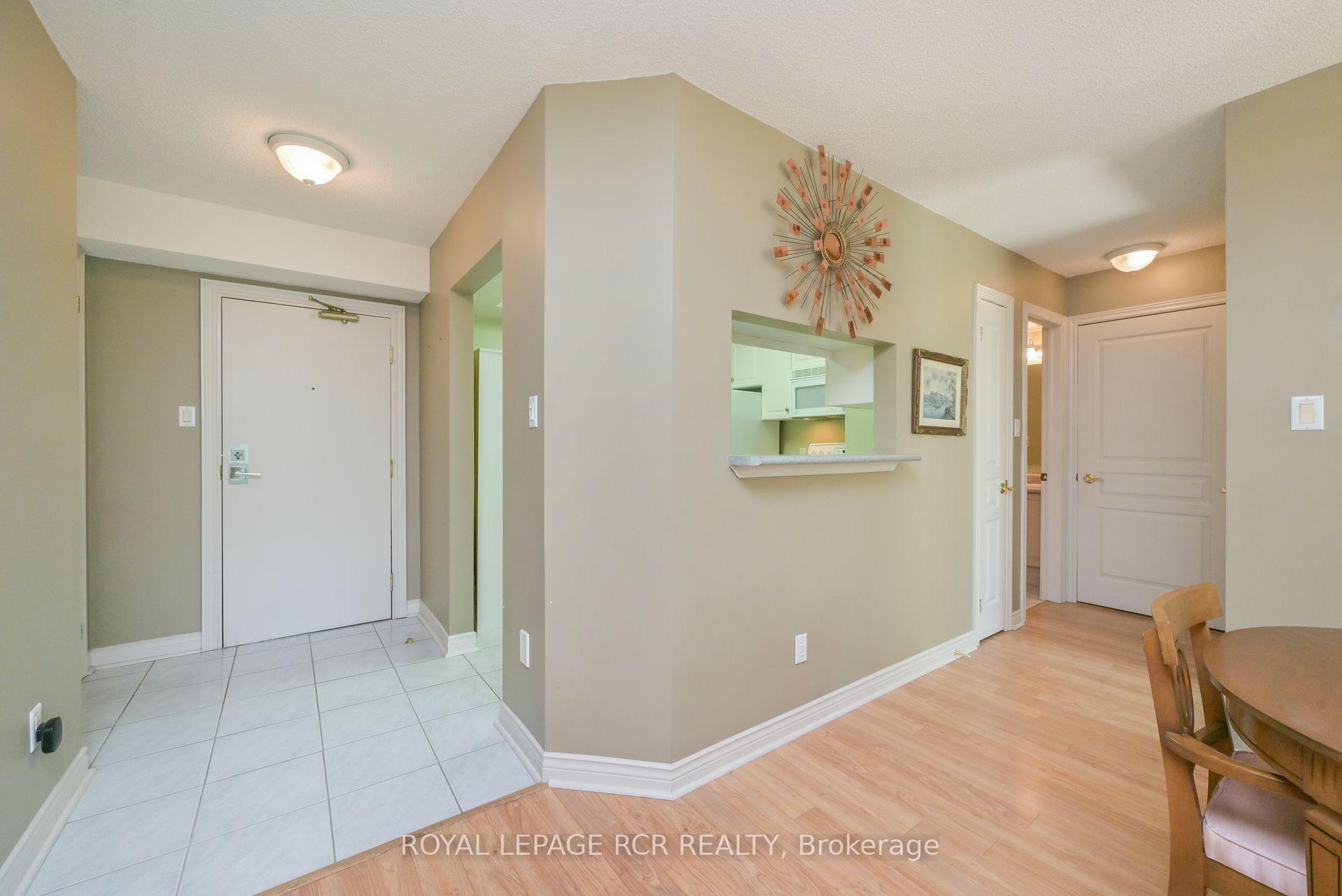 Photo 32 of Unit 214, 4 Briar Hill Heights, New Tecumseth, Alliston — HOMEH