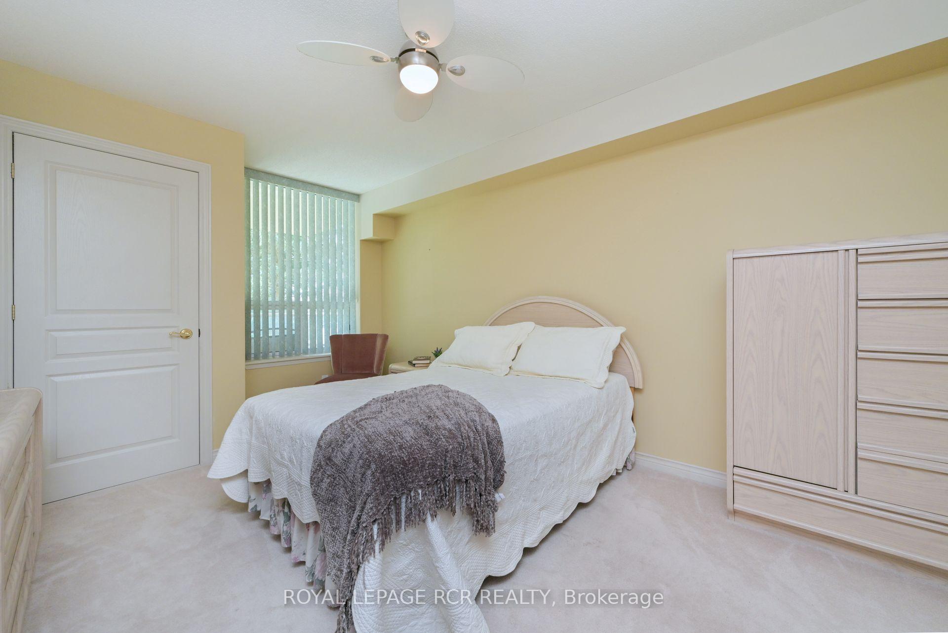 Photo 39 of Unit 214, 4 Briar Hill Heights, New Tecumseth, Alliston — HOMEH