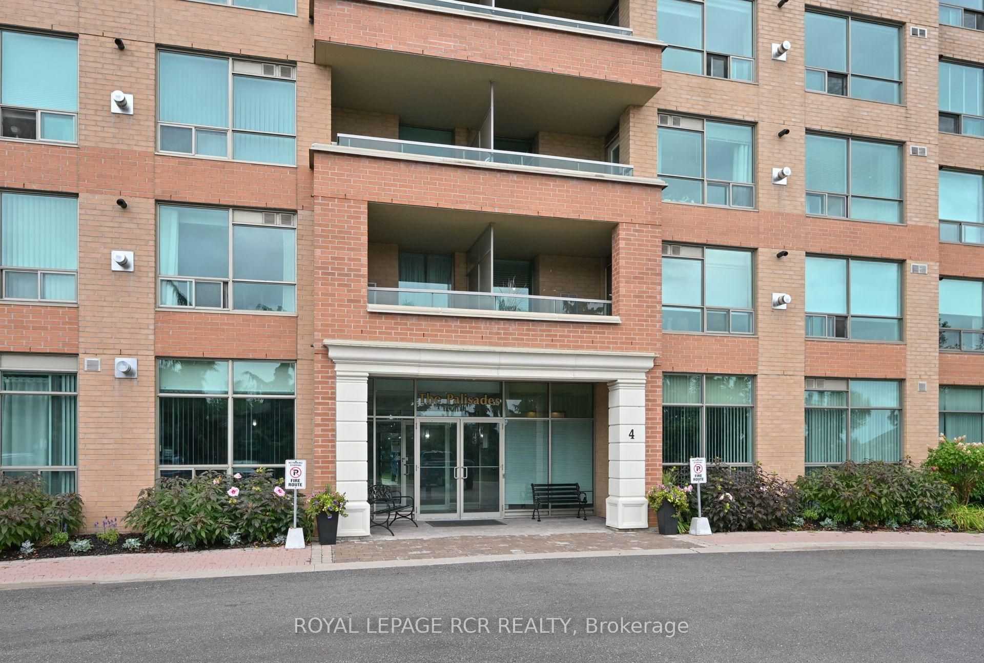 Photo 5 of Unit 214, 4 Briar Hill Heights, New Tecumseth, Alliston — HOMEH