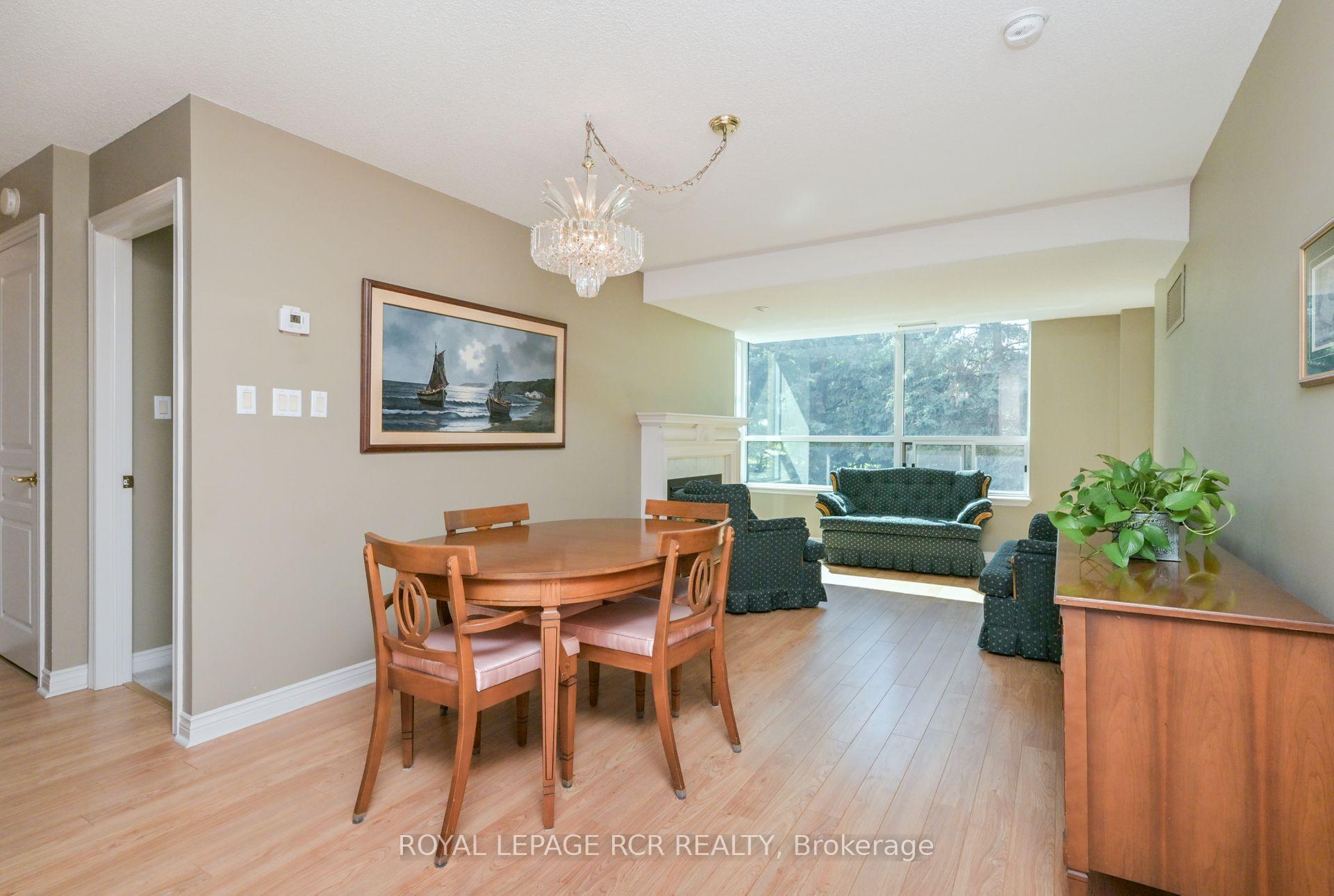 Photo 14 of Unit 214, 4 Briar Hill Heights, New Tecumseth, Alliston — HOMEH
