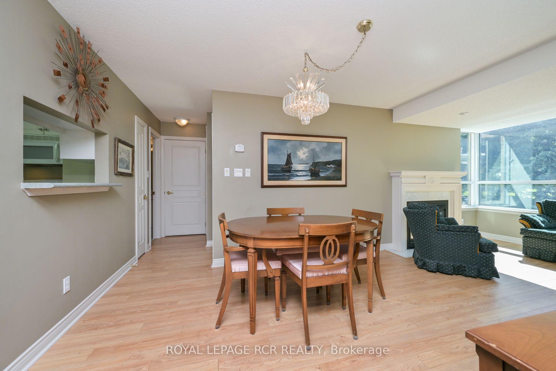 Photo 16 of Unit 214, 4 Briar Hill Heights, New Tecumseth, Alliston — HOMEH