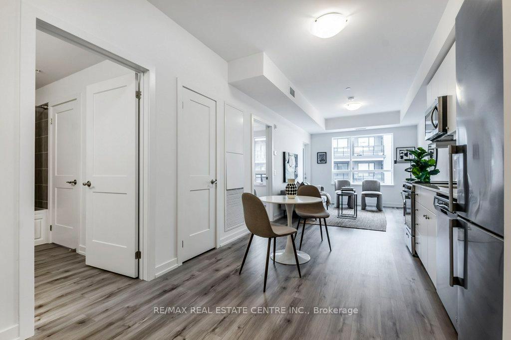 Photo 6 of Unit 404, 243 Northfield Drive E, Waterloo — HOMEH