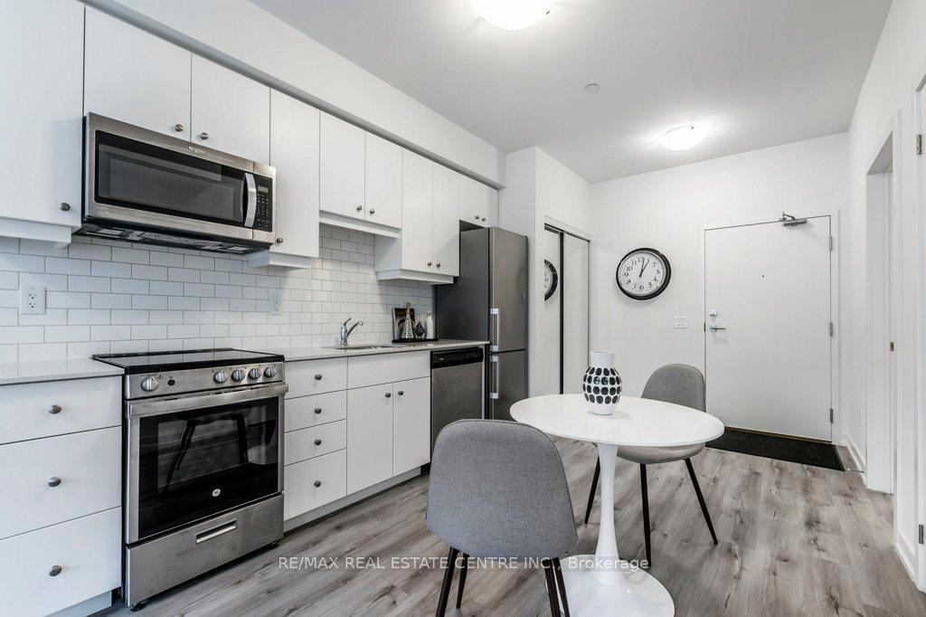 Photo 8 of Unit 404, 243 Northfield Drive E, Waterloo — HOMEH