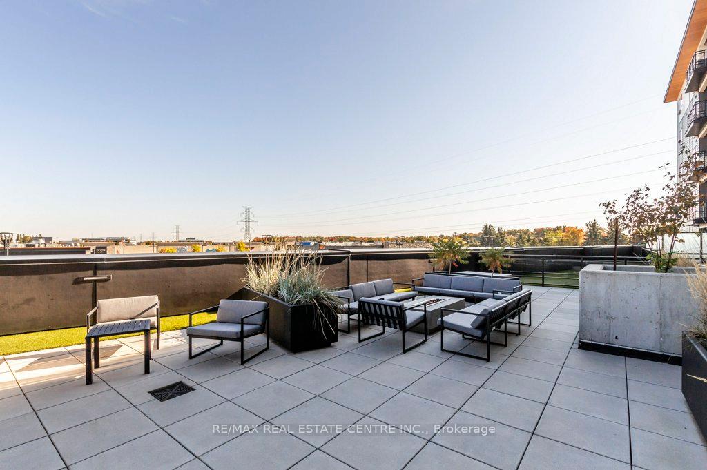 Photo 33 of Unit 404, 243 Northfield Drive E, Waterloo — HOMEH