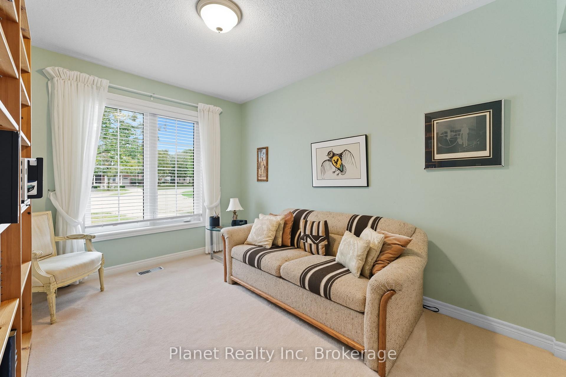 Photo 5 of 9 Village Green Drive, Guelph, Village By The Arboretum — HOMEH