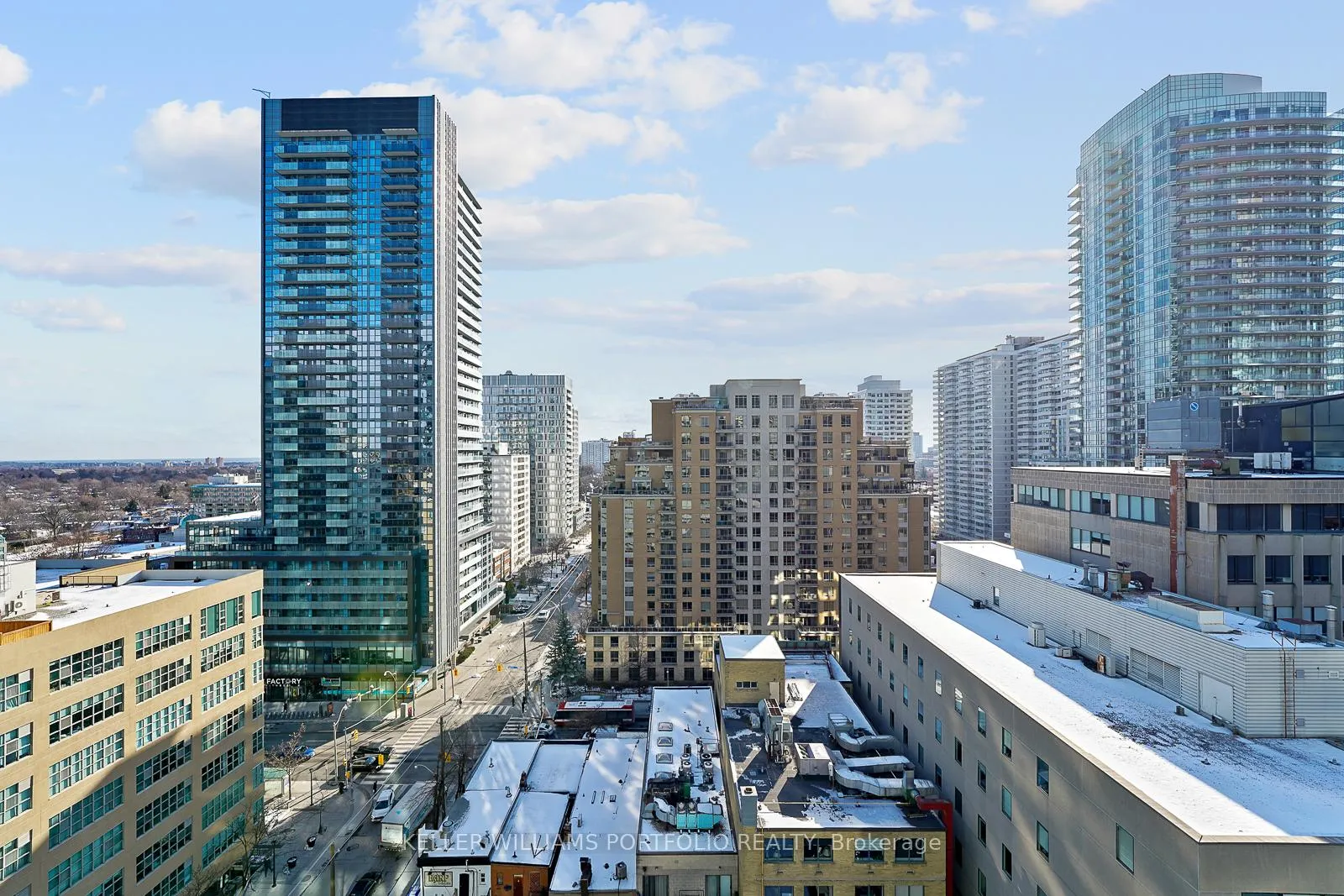 Photo 22 of Unit 1512, 161 Roehampton Avenue, Toronto, Mount Pleasant West — HOMEH