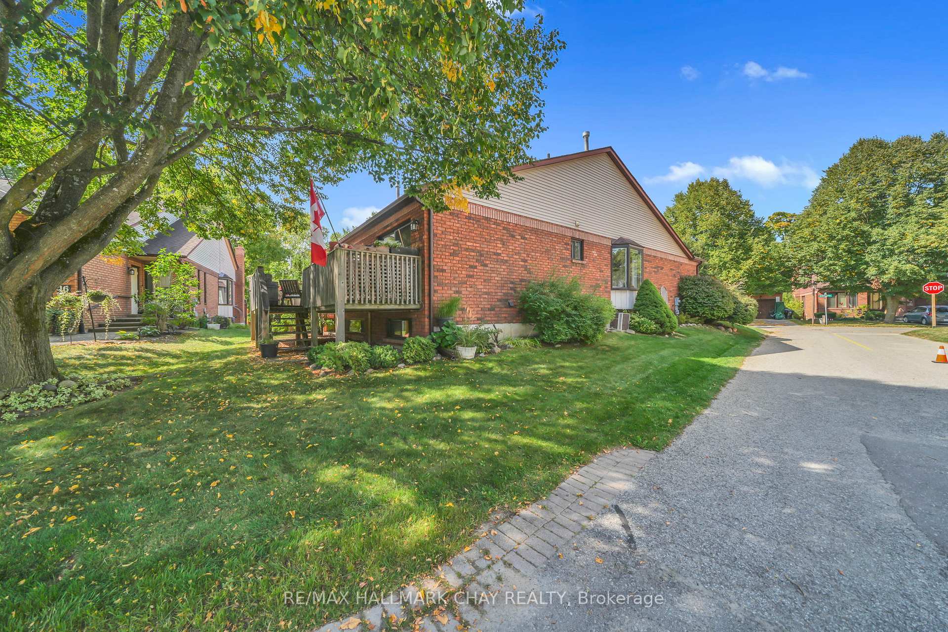 Photo 2 of 37 Riverview Road, New Tecumseth, Rural New Tecumseth — HOMEH
