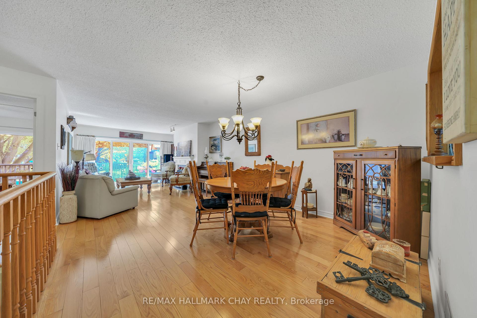 Photo 12 of 37 Riverview Road, New Tecumseth, Rural New Tecumseth — HOMEH