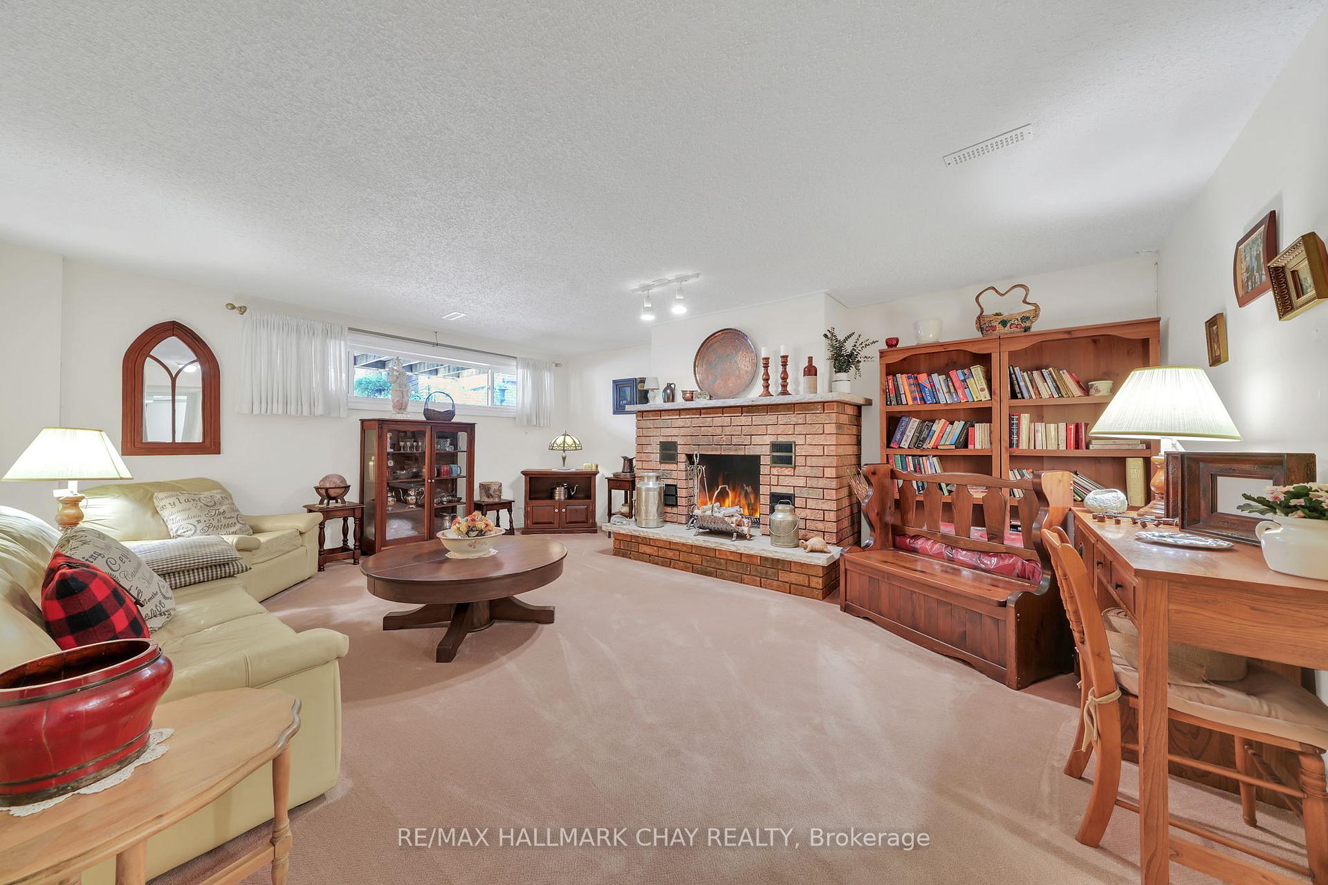 Photo 26 of 37 Riverview Road, New Tecumseth, Rural New Tecumseth — HOMEH