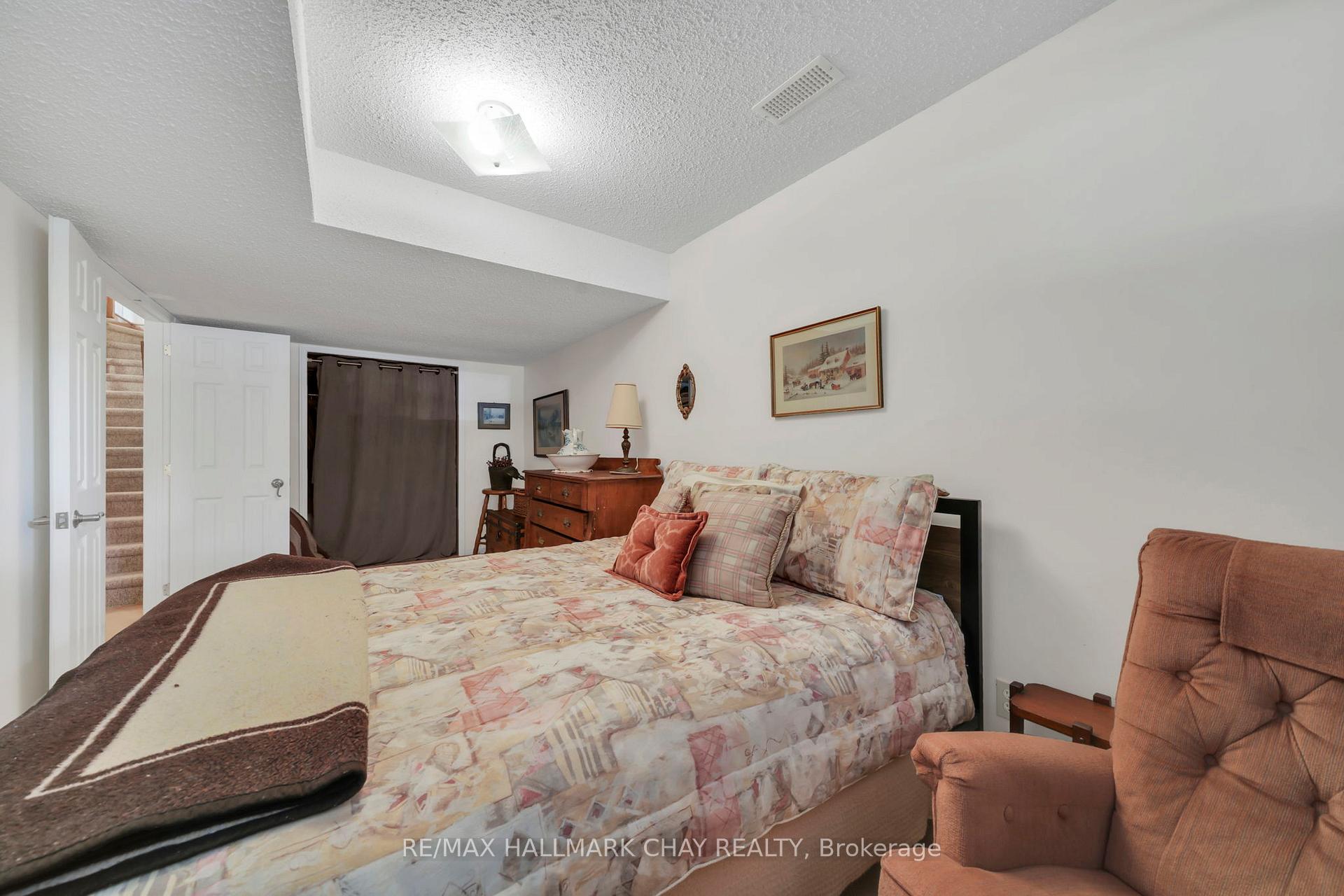 Photo 29 of 37 Riverview Road, New Tecumseth, Rural New Tecumseth — HOMEH